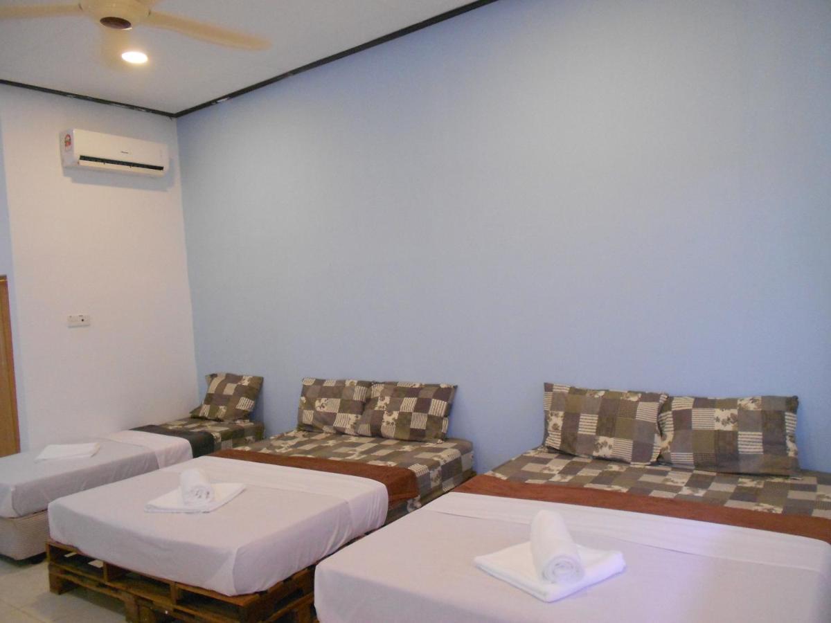 Perintis Motel Cenang Пантай Ченанг Екстериор снимка