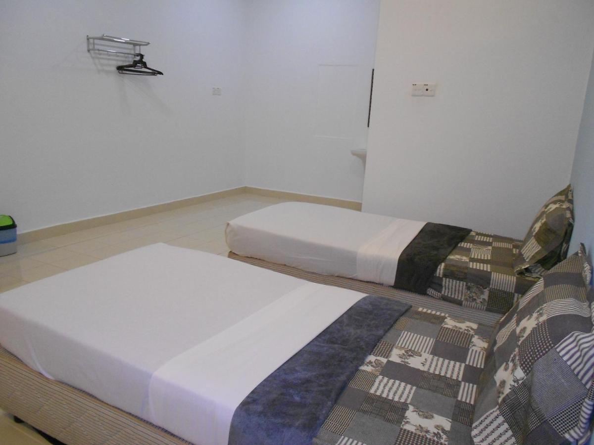 Perintis Motel Cenang Пантай Ченанг Екстериор снимка